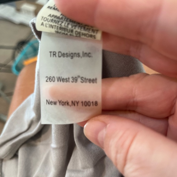 Beautiful dress with a full-length slip - Picture 3 of 6